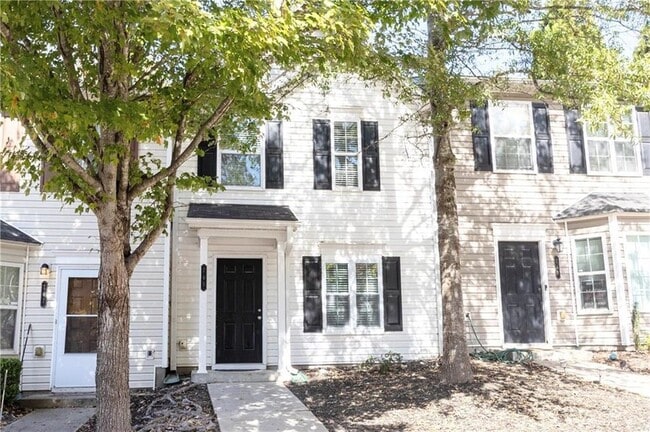 Photo - 745 Crestwell Cir