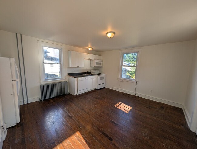 Photo - 119 S Furnace St Unit 2R