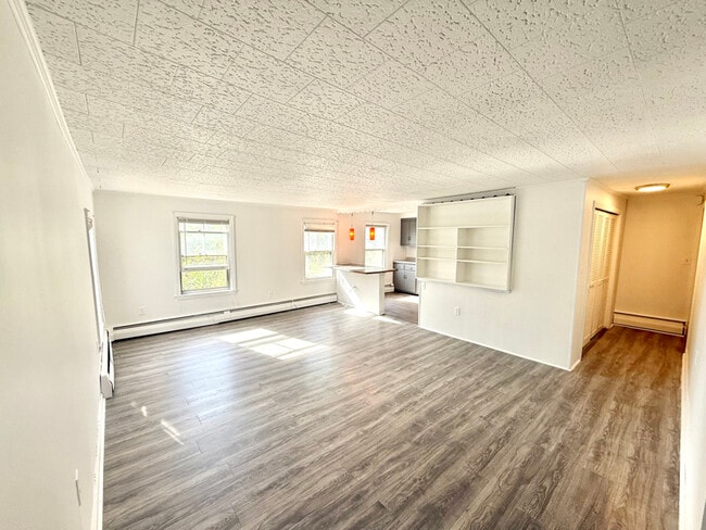 Photo - 54 4th St Unit 2R