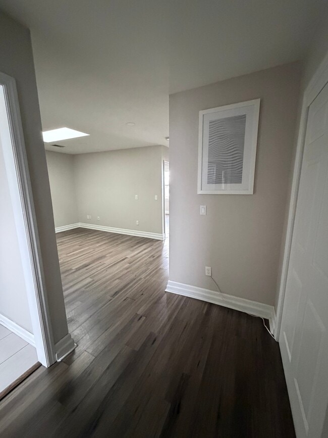 Photo - 65 Ann St Unit 3rd Floor