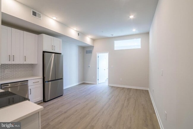 Photo - 1330 S Patton St Unit 204