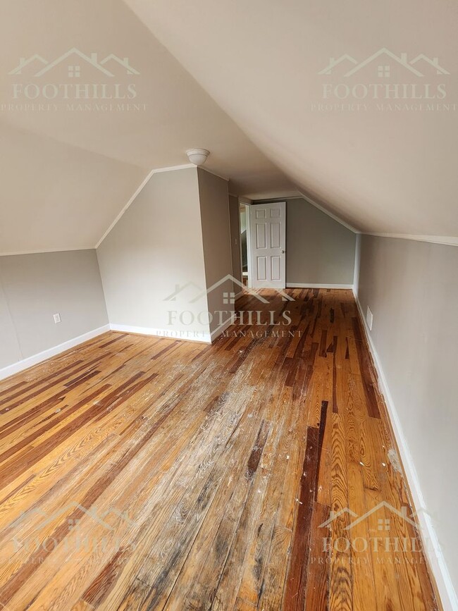 Photo - Beautiful 2-Story Brick Home Near Anderson...