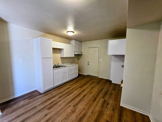 Photo - Spacious 4-bedroom, 2-bath house in San Bernardino near Del Rosa & Lynwood.