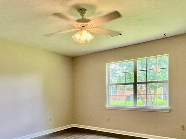 Photo - Pebblecreek Dr #6 & 8 Unidad 8 Pebblecreek Drive