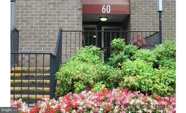 Building Photo - 60 S Van Dorn St Unit 502