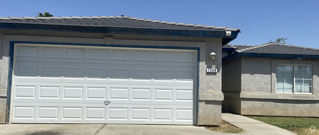 Building Photo - GREAT 4 BEDROOM HOME IN THE NORTH EAST