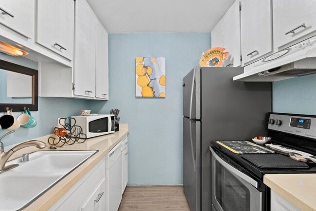 Photo - Fully Furnished Mission Valley Condo with Resort-Style Amenities in The Bluffs Unit 338