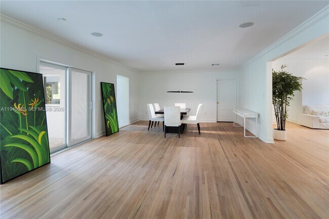 Photo - 4404 Alhambra Cir