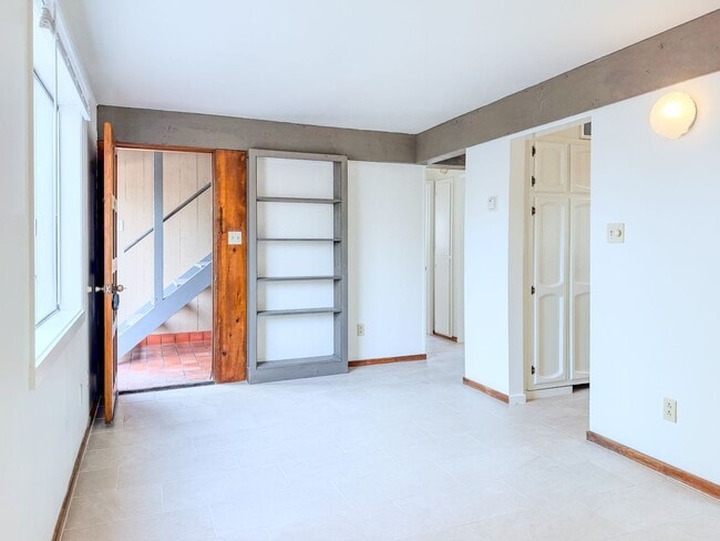 Photo - 108 Los Angeles Ave Casa