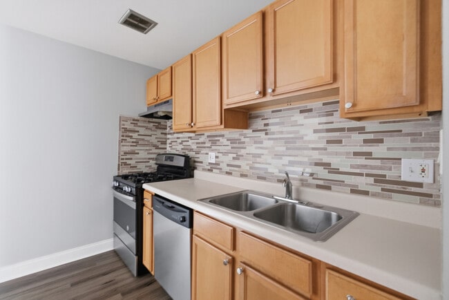 Photo - 864 Winesap Ct Unit 307