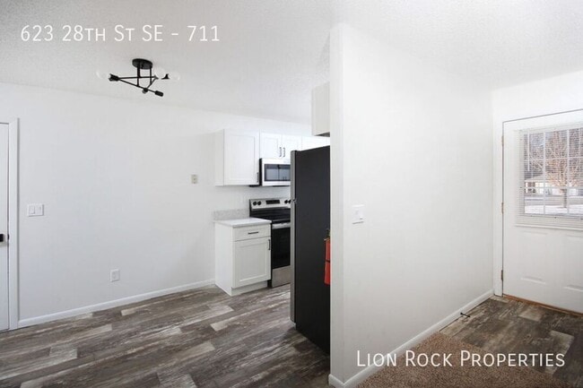 Photo - 623 28th St SE Unit 711