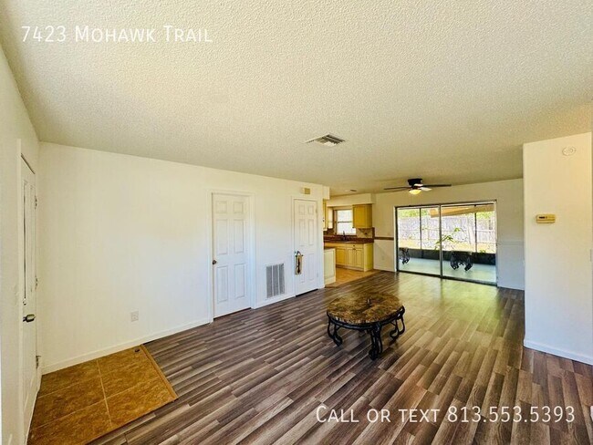 Photo - 7423 Mohawk Trail