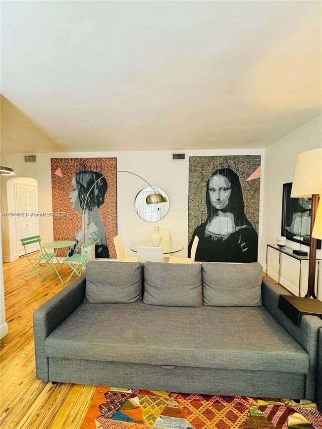 Photo - 1755 Washington Ave Unit 3C