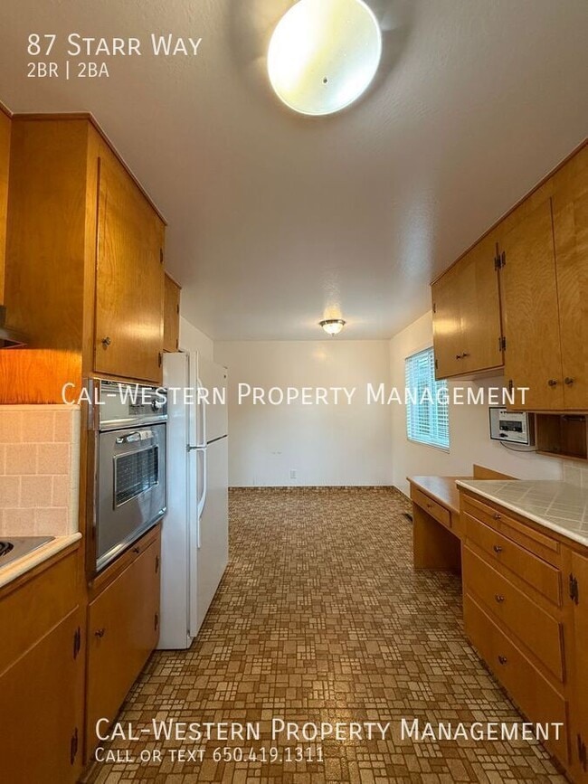 Building Photo - 87 Starr Way