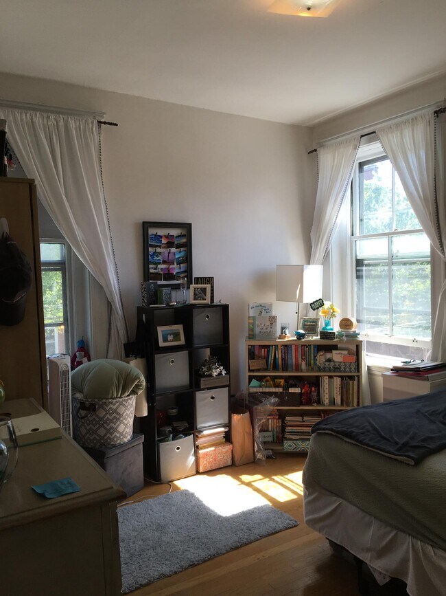 Photo - 1677 Beacon St Unit 1