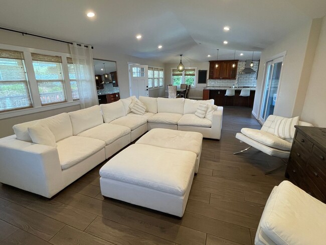Photo - Beautiful 3 bedroom 3 bath home on dry side Waimea