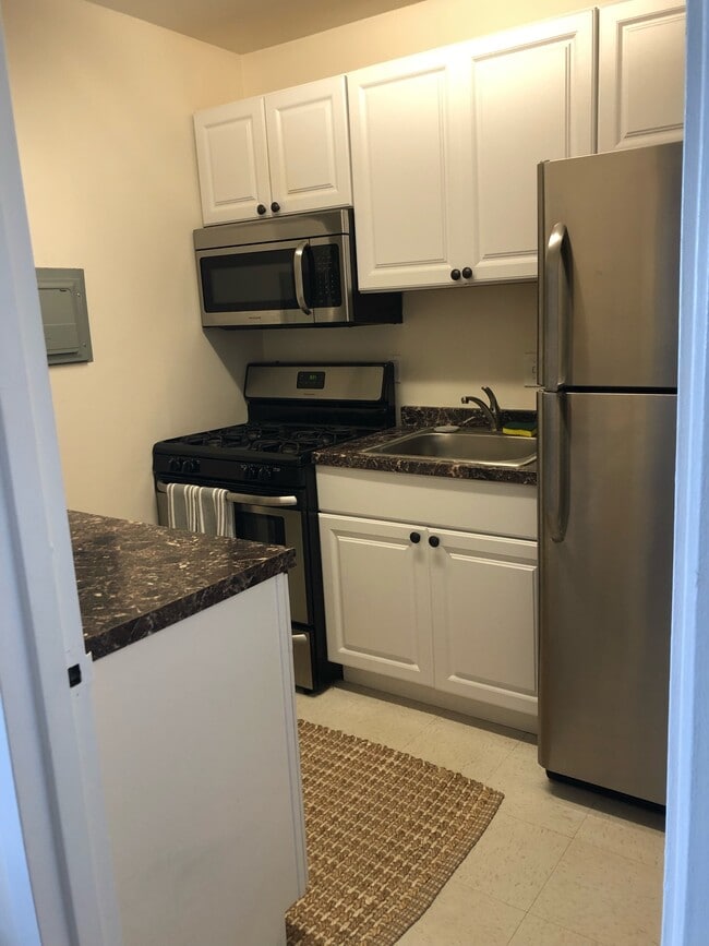 Photo - 5500 Friendship Blvd Unidad 2329N