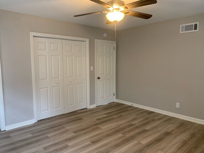 Photo - 5 Berkley Pl