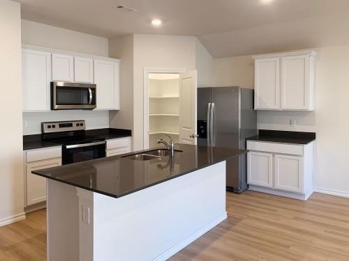 Photo - 1308 Bates St