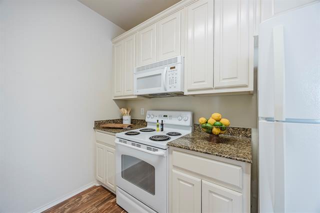 Photo - 103 Janis St