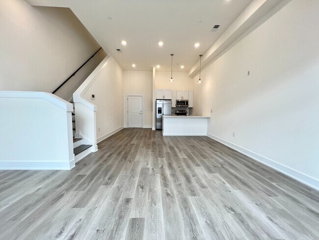 Building Photo - 1115 N American St Unit D6