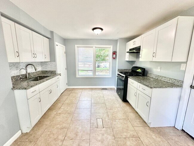 Photo - 425 Sicklerville Rd