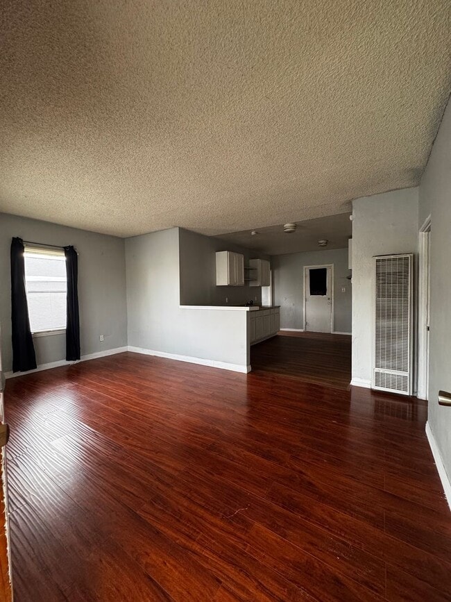 Photo - Alburtis Duplex Unidad 20821 Alburtis Ave Lakewood, CA 90715