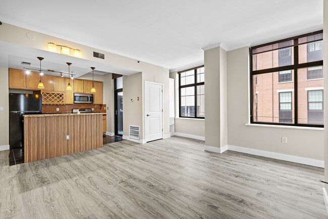 Building Photo - 610 Newark St. Unit 4E