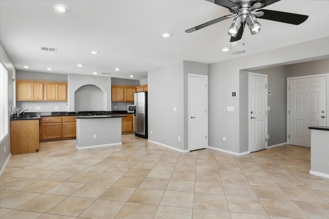 Photo - 7404 Celosia St