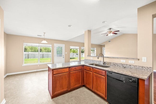 Photo - 3235 Bellingrath Dr