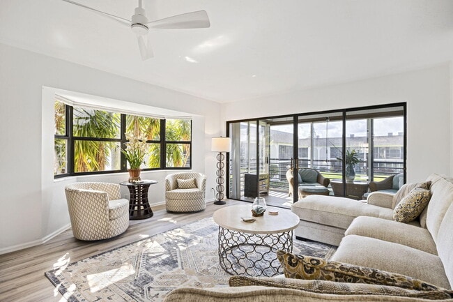 Photo - 755 Saturn St Unit F201