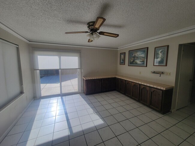 Photo - Spacious 3 Bed 2.5 Bath in Citrus Heights