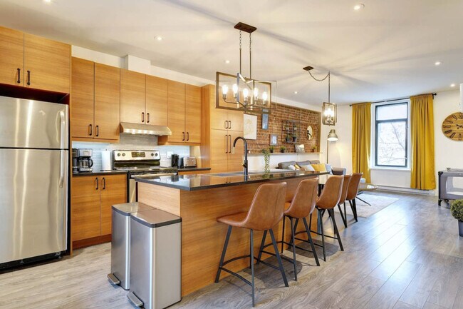 Photo - 3829 QC-335 Unit ID1234646P