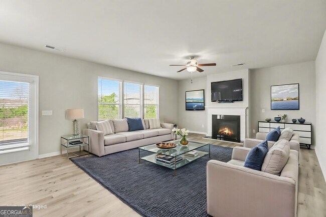 Photo - 100 McGinnis Cir
