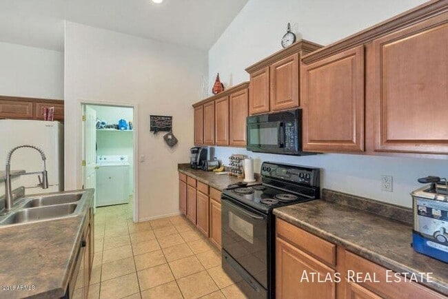 Photo - 36556 W Velazquez Dr