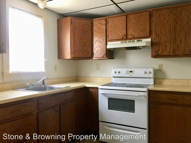 Photo - 9 College St