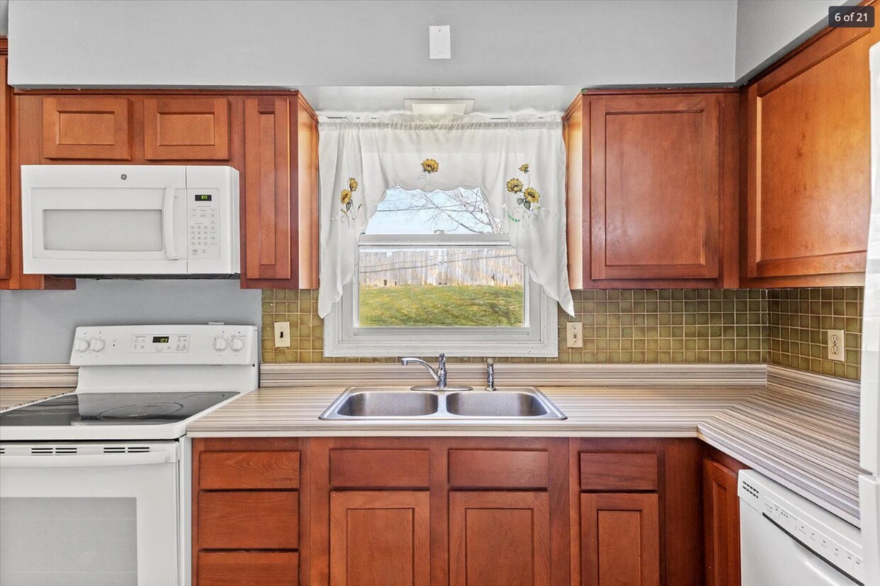 Photo - 113 Northbay Drive-