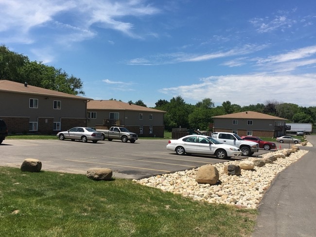 Photo - Geneva Estates