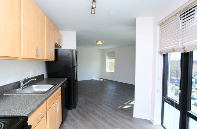 Cocina - 2321 4th Street