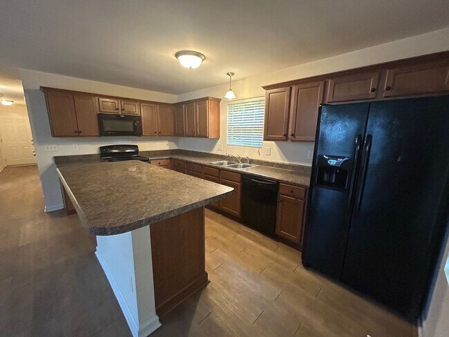 Photo - PRE-LEASING FOR AUGUST 2026!