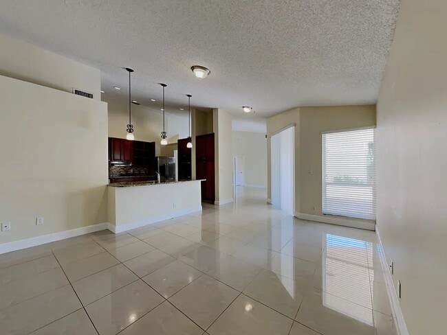 Photo - 10162 Aspen Way