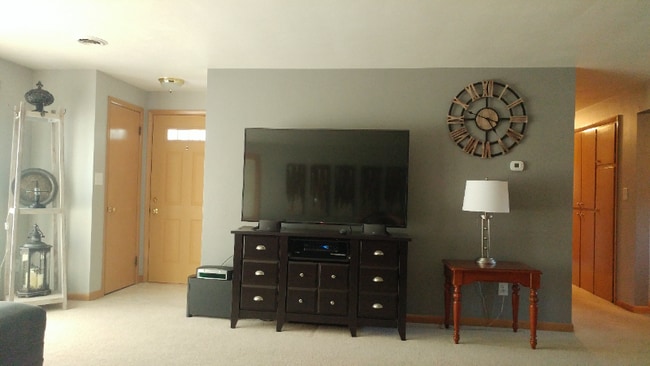 Photo - 1274 Rockdale St