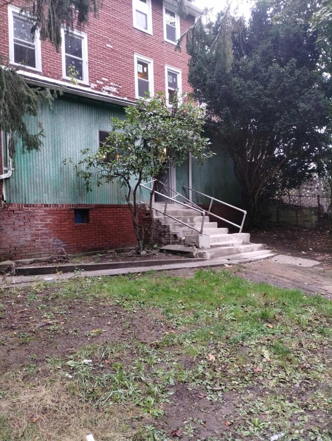 Photo - 170-172 Market St Cumbola, PA