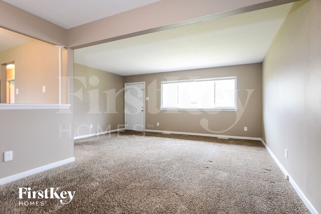 Photo - 825 Manresa Ln