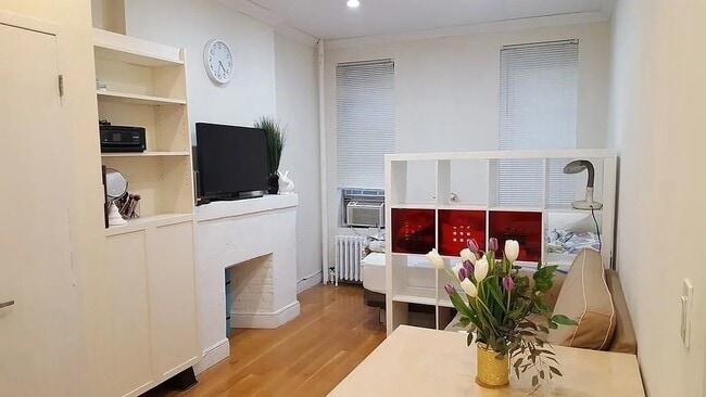 Photo - 220 Sullivan St Unit 4F