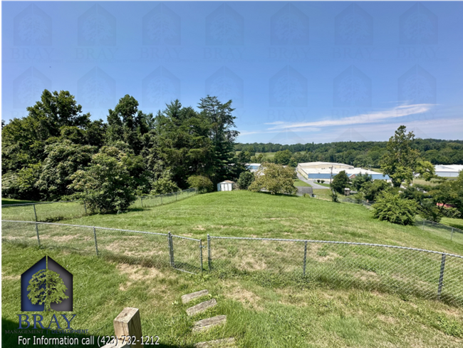 Photo - One level living with scenic views