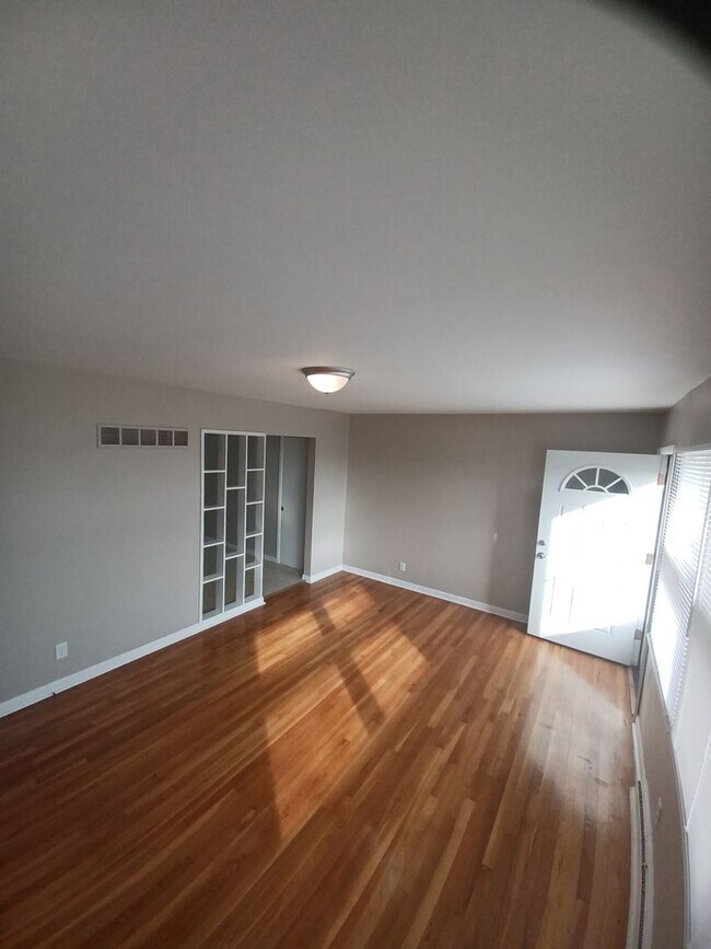 Photo - Don't miss out on this great Duplex!