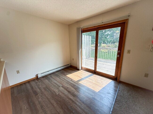 Photo - 2804 Edgewood Dr