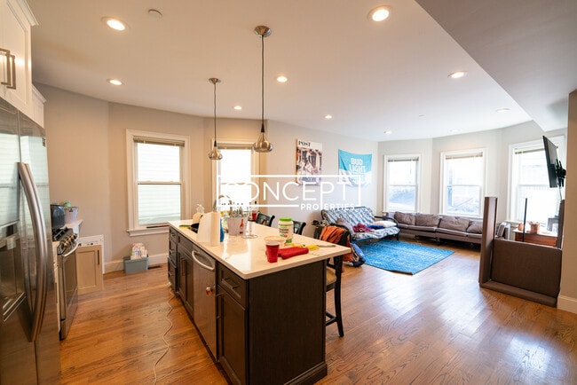 Building Photo - 50 Calumet St Unit 1