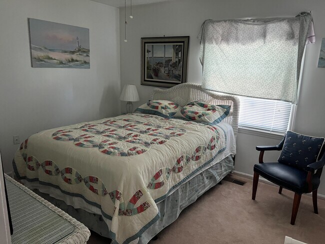 Photo - 210 25th Ave S